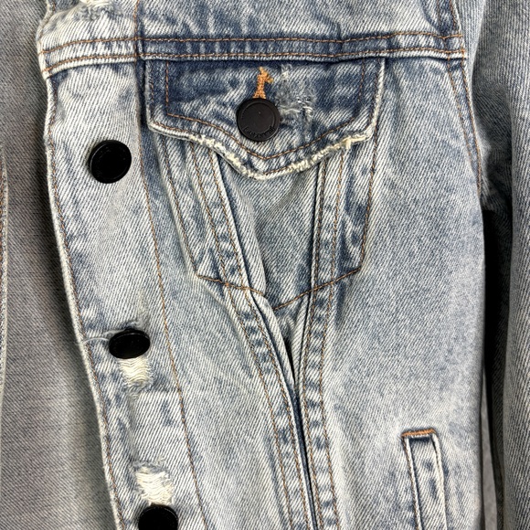 BLANK NYC Cinched Denim Jacket - Picture 5 of 8